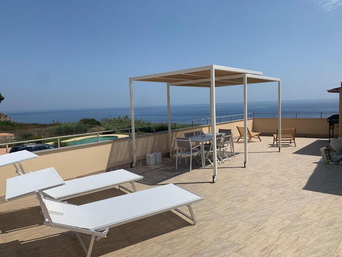 Incanto Sul Mare Con Enorme Terrazza E Piscina Cervo Exterior photo